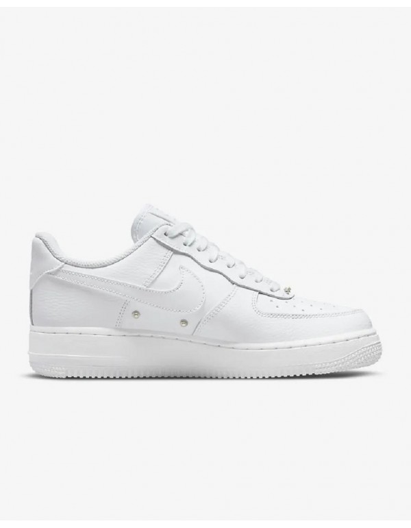 Nike Women's Air Force 1 Low '07 SE Pearl White  D...